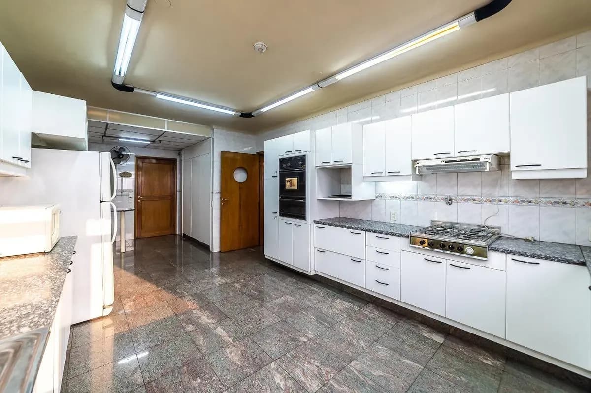 Departamento de 4 dormitorios en Venta en San Roque, Lambaré - Image 9