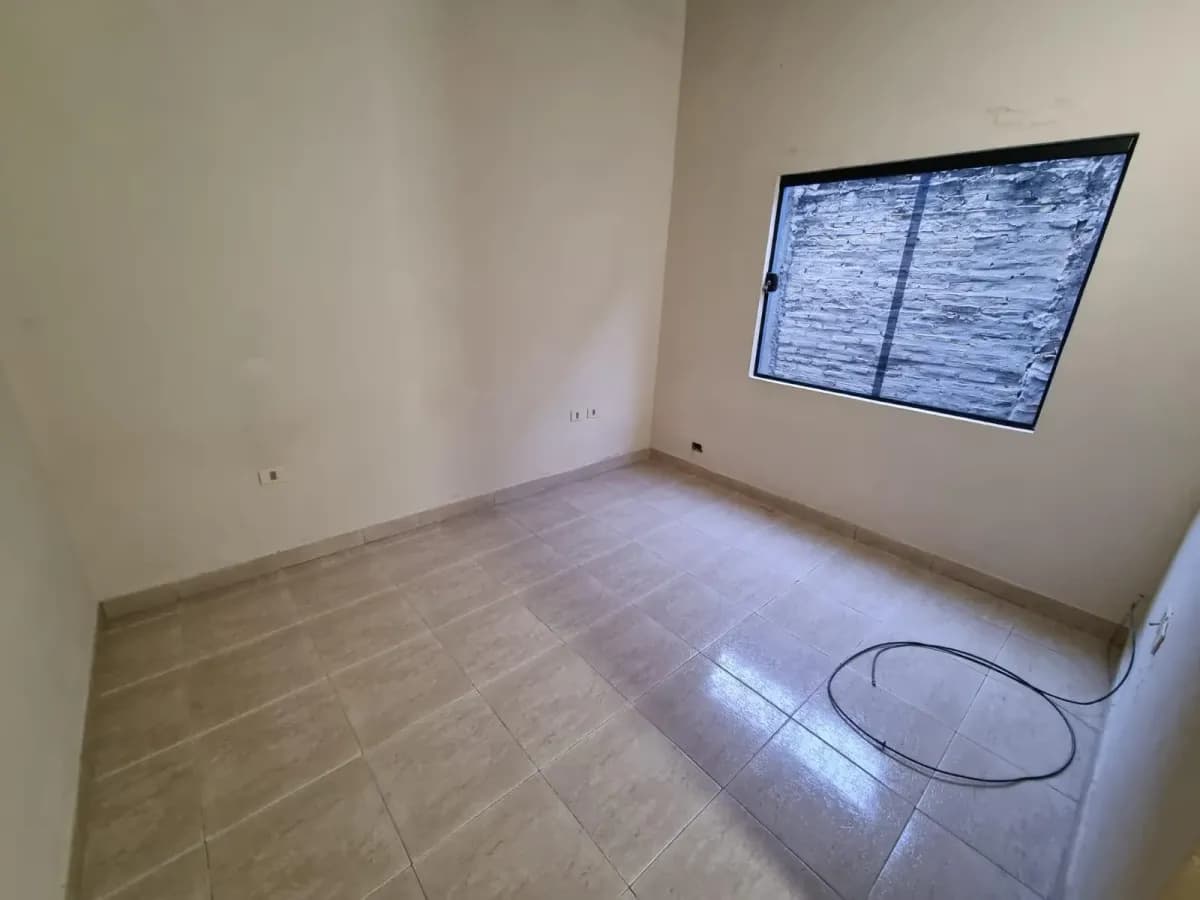 Local Comercial de 160m² en Venta en San Felipe, San Lorenzo - Image 12
