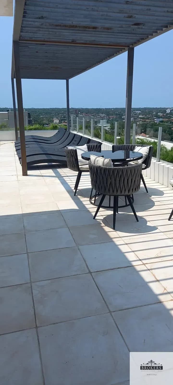 2-Bedroom Apartment for Rent in Gral. Bernardino Caballero, Lambaré - Image 5