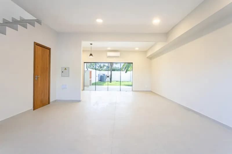Casa de 3 dormitorios en Venta en Limpio - Image 3