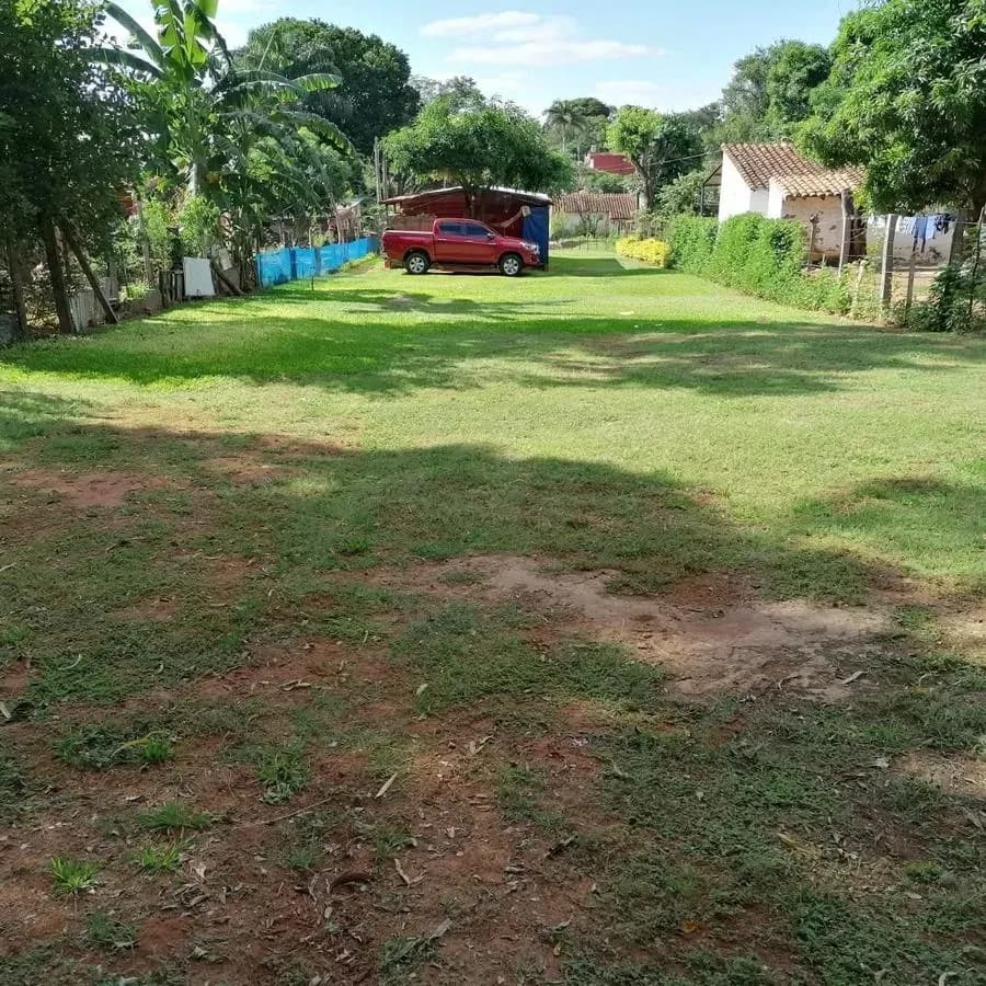 Terreno de 720m² en Venta en Laurelty, Luque - Image 1