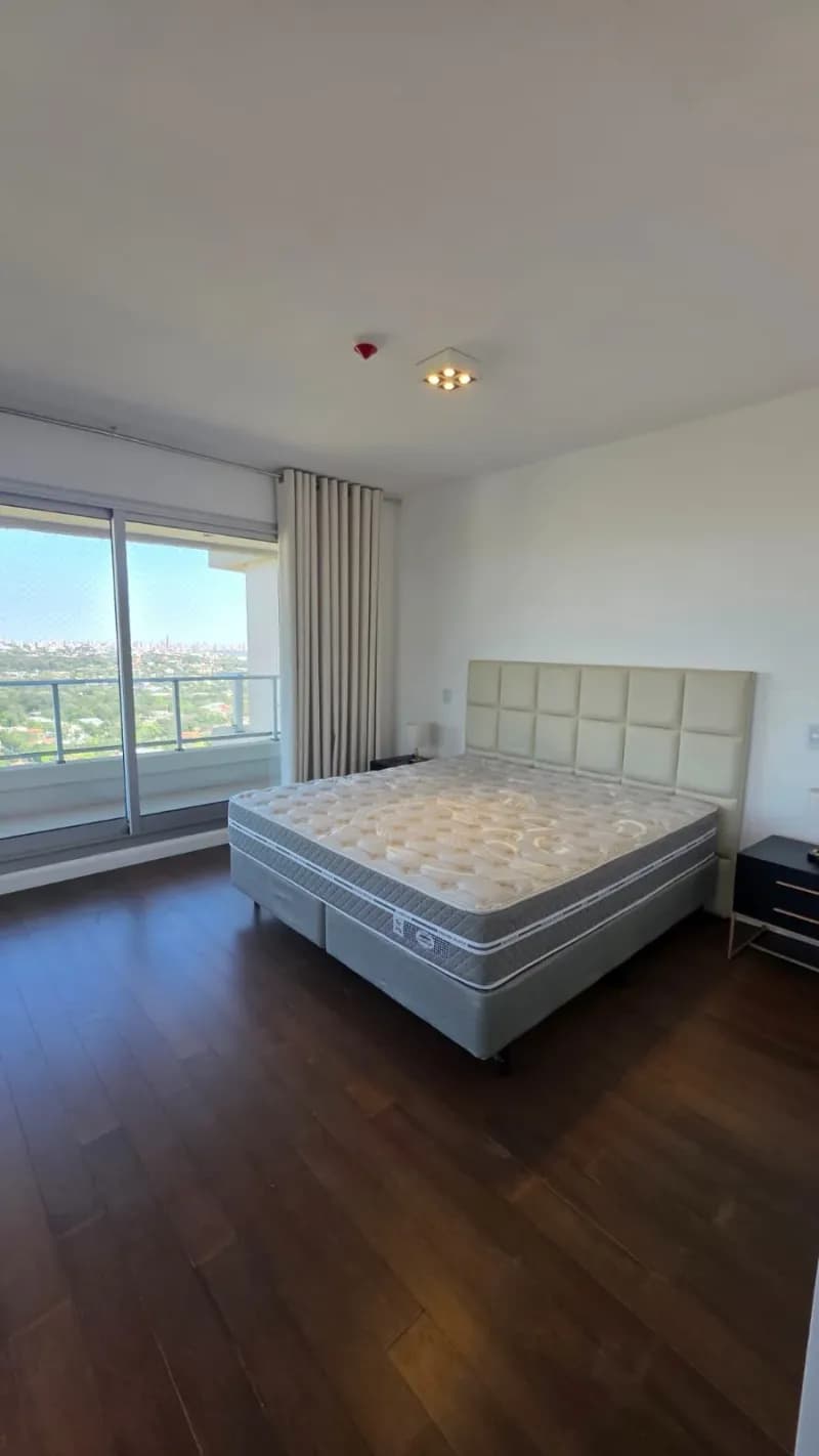 Departamento de 4 dormitorios, 331m², en Alquiler en Mburucuyá, Asunción - Image 5