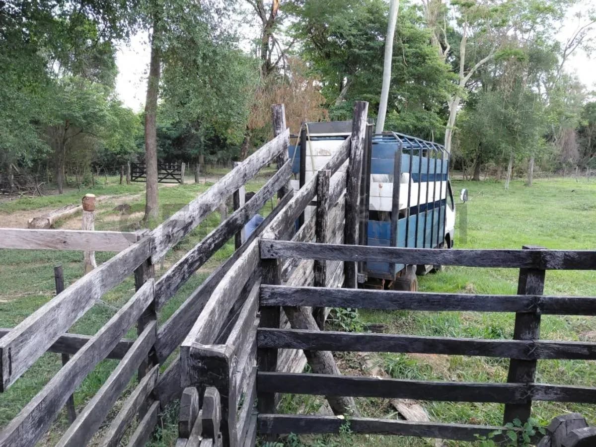 Terreno de 46.5m² à Venda em Coronel Oviedo