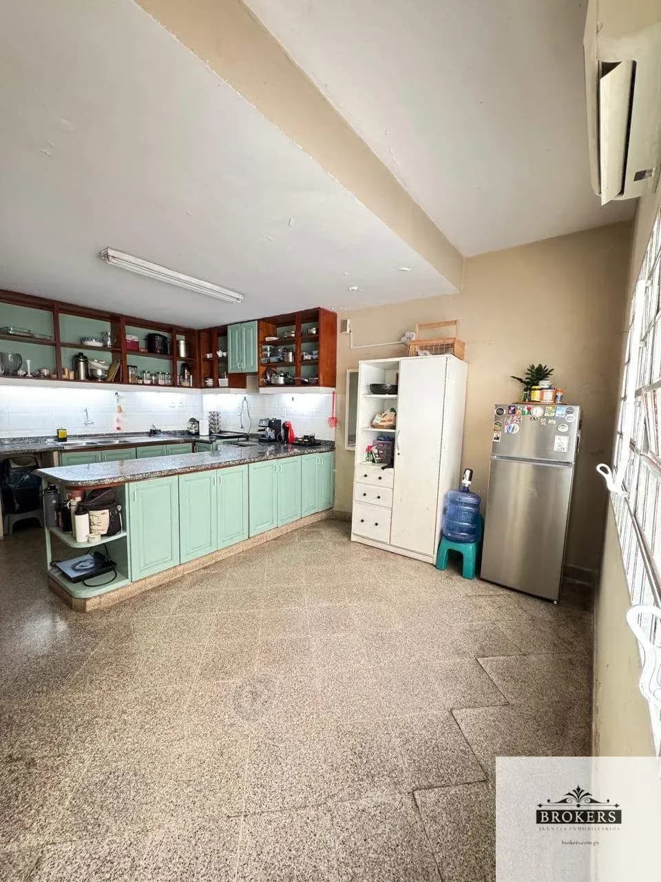 3-Bedroom House for Sale in San Luis, San Lorenzo - Image 5