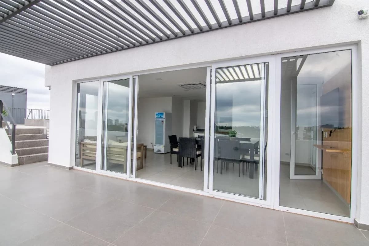 Departamento de 2 dormitorios en Venta en Luis Alberto de Herrera, Asunción - Image 2