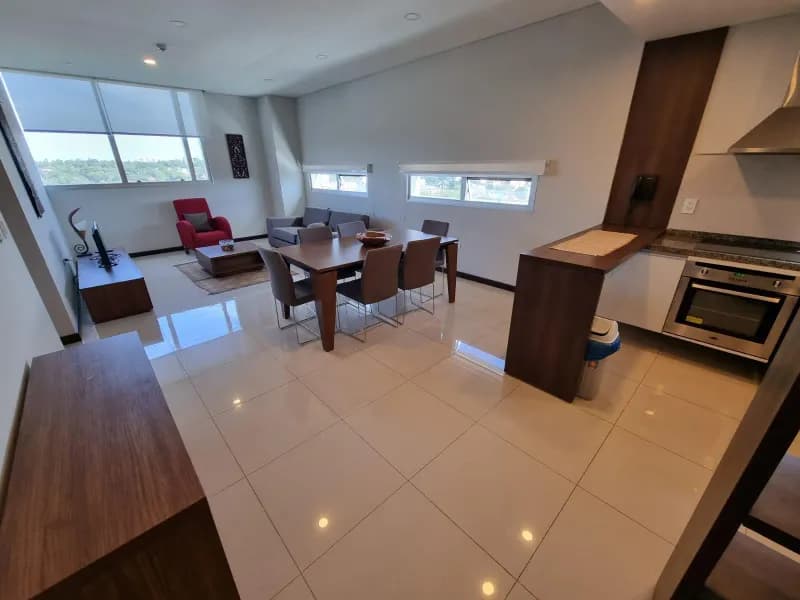 2-Bedroom Apartment for Rent in Mariscal Estigarribia, Asunción - Image 3