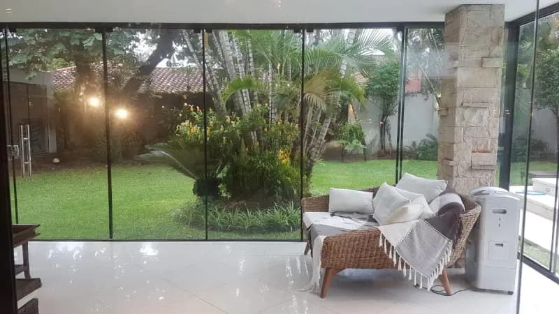 4-Bedroom House for Sale in Los Laureles, Lambaré - Image 3