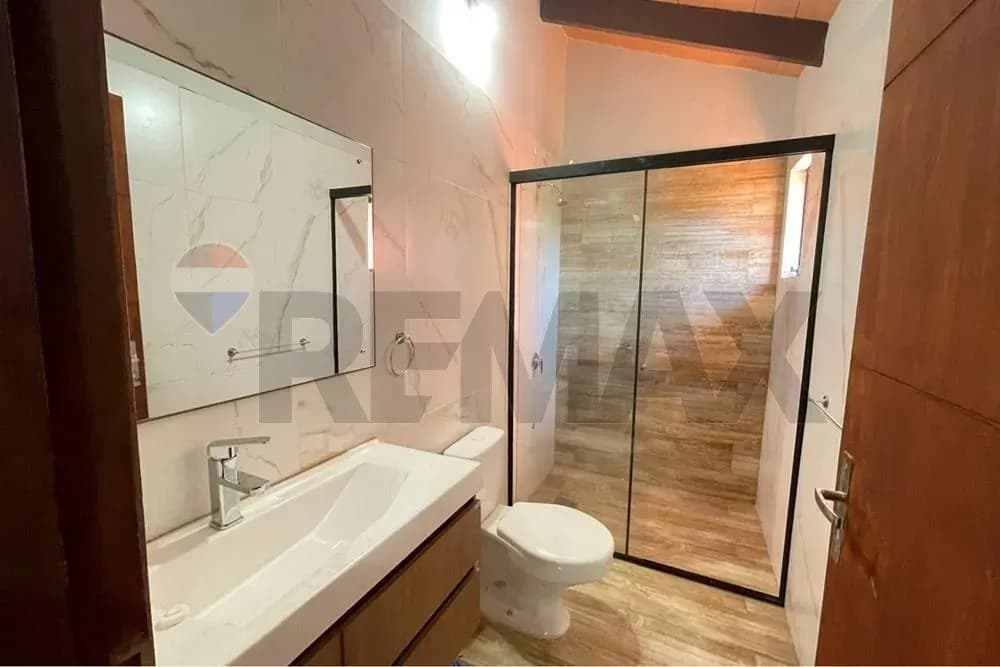 Casa de 3 dormitorios, 142m², en Venta en Tres Bocas, Villa Elisa - Image 7