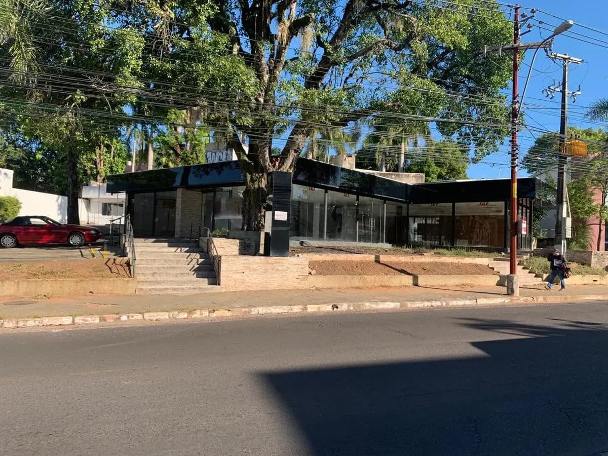 Retail Space of 600m² for Sale in Mariscal Lopez, Asunción - Image 2