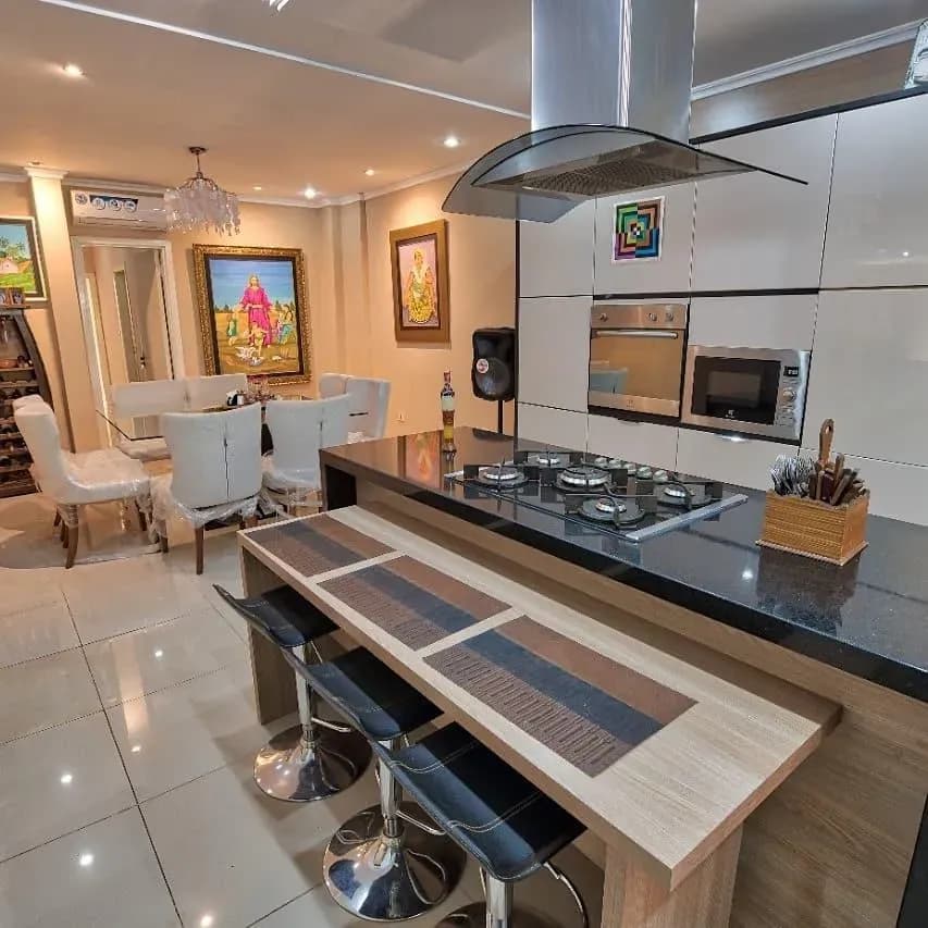 5-Bedroom House for Sale in Loma Merlo, Luque - Image 12