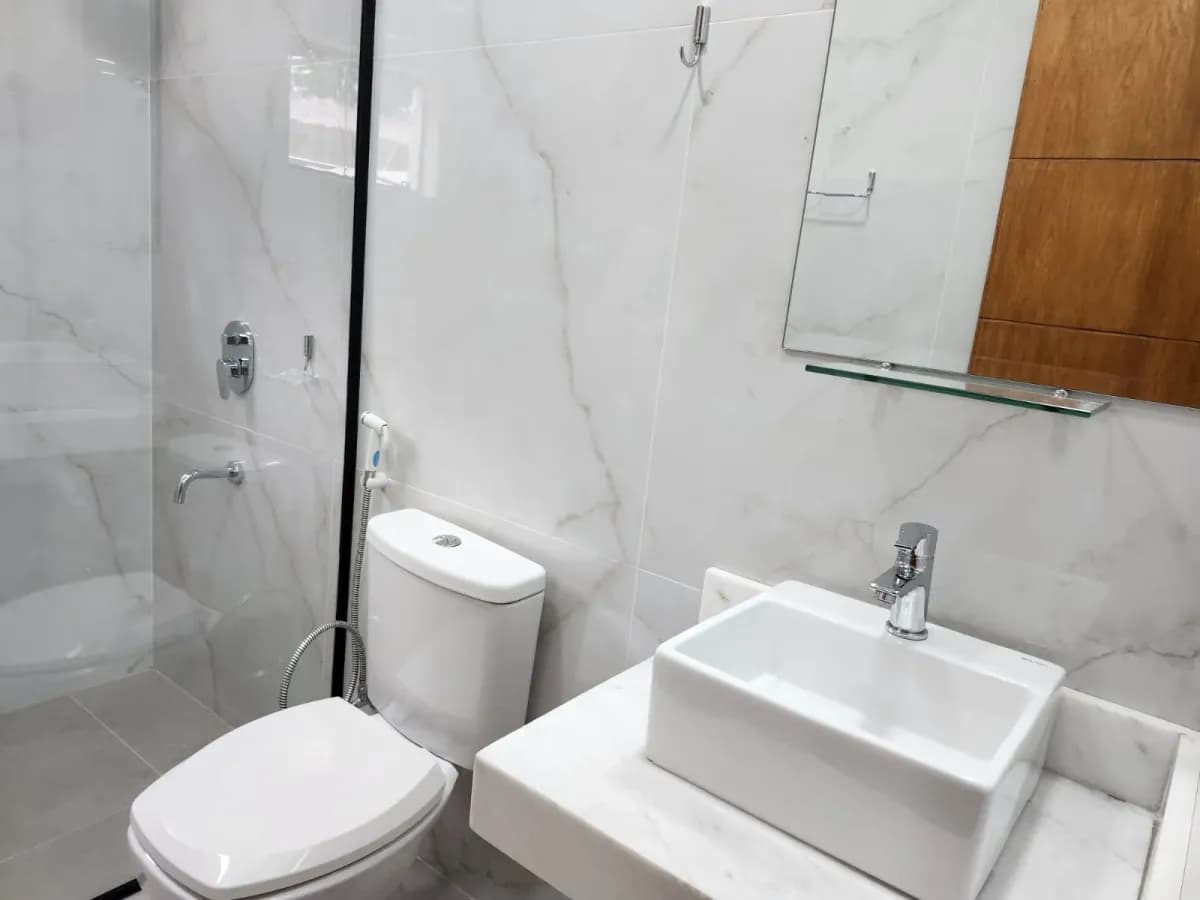 2-Bedroom House for Rent in Laurelty, Luque - Image 7