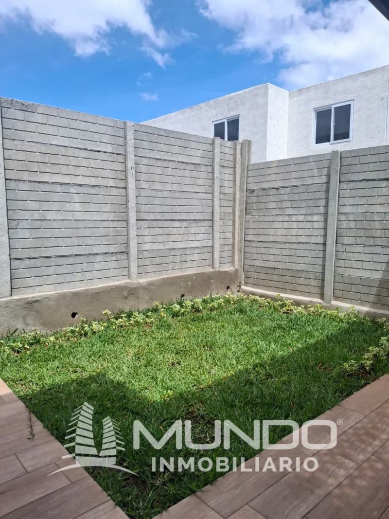 Casa de 3 dormitorios, 100m², en Alquiler en Departamento de Guatemala - Image 4