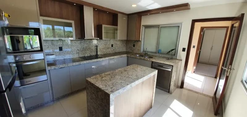 2-Bedroom Apartment for Sale in Recoleta, Asunción - Image 3
