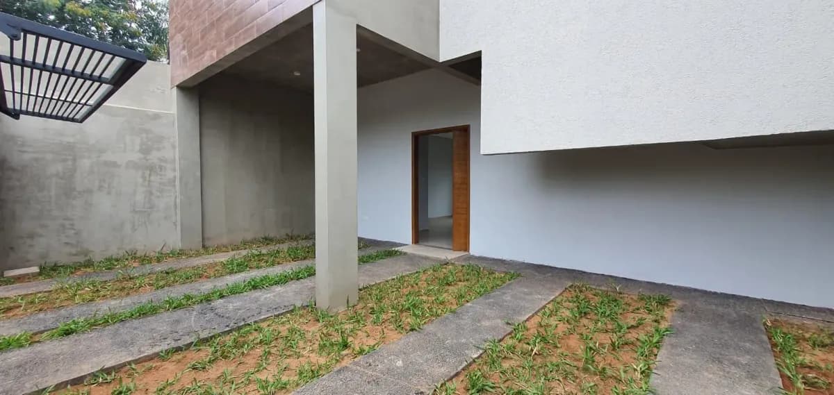 3-Bedroom House for Sale in Parques del Yatch, Lambaré - Image 14