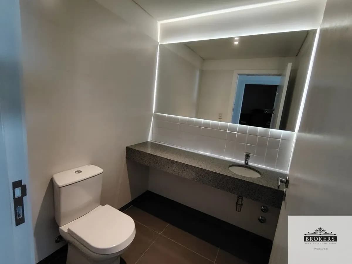 Espaço Comercial de 222m² para Aluguel em Recoleta, Assunção - Image 16