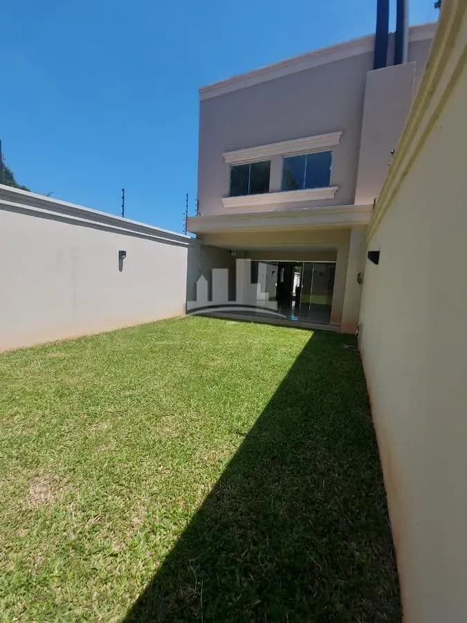 Casa de 3 dormitorios en Venta en Villa Cerro Corá, Lambaré