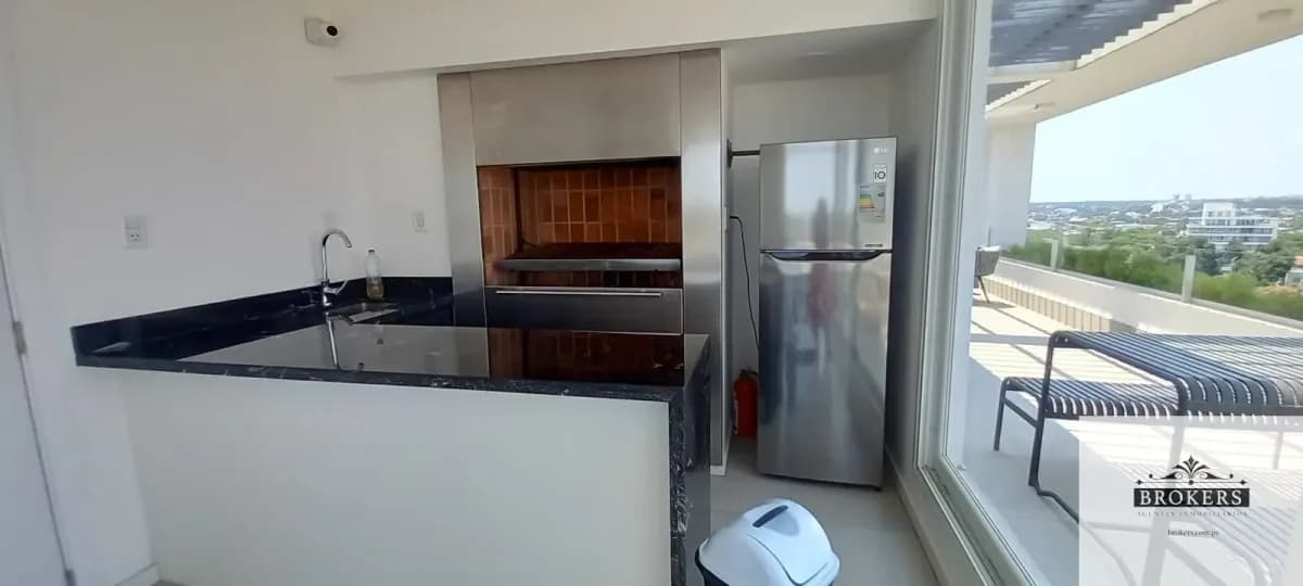 2-Bedroom Apartment for Rent in Gral. Bernardino Caballero, Lambaré - Image 12