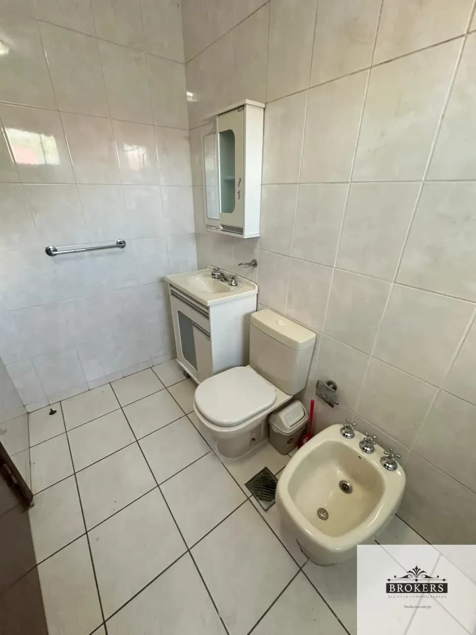 2-Bedroom Apartment for Sale in Mburicaó, Asunción - Image 16