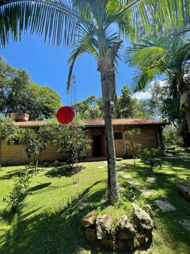 Terreno de 140m² en Venta en Estanzuela, Areguá - Image 2