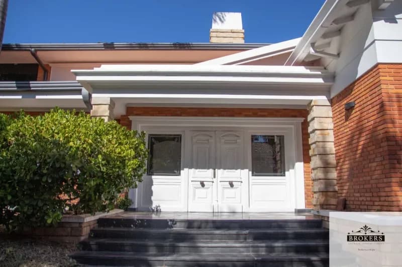 6-Bedroom House for Rent in Mariscal López, Lambaré - Image 3
