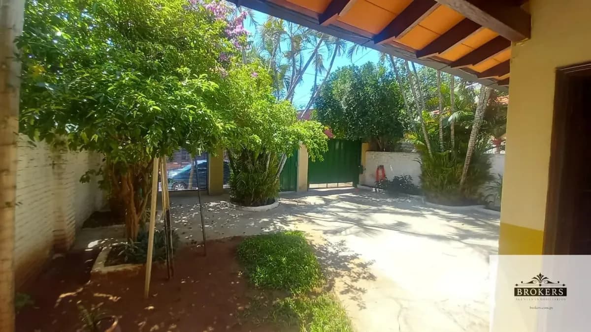 Casa de 3 dormitorios en Venta en Hipodrómo, Lambaré - Image 4