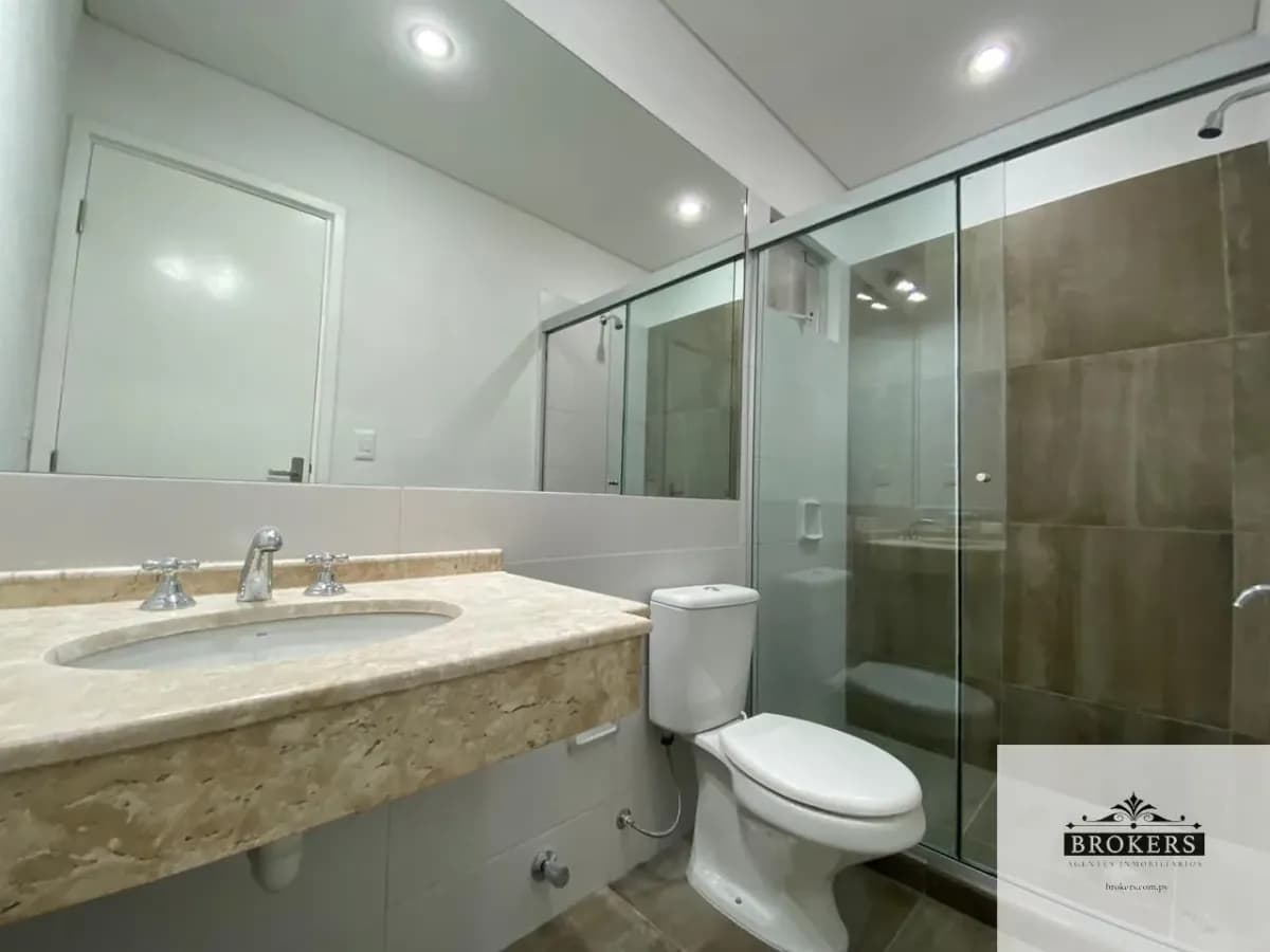 2-Bedroom Apartment for Sale in Gral. Bernardino Caballero, Lambaré - Image 2