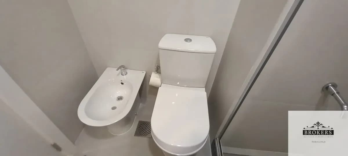 2-Bedroom Apartment for Rent in Gral. Bernardino Caballero, Lambaré - Image 9