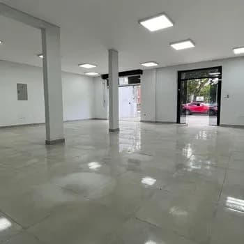 Loja de 4,273m² à Venda em Virgen de Fátima, Asunción - Image 5