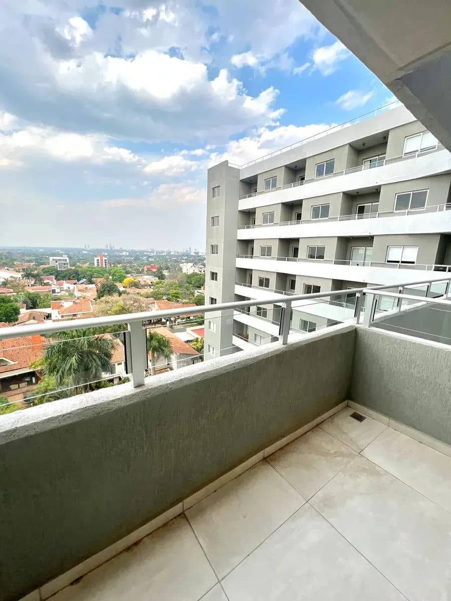 2-Bedroom Apartment for Sale in Mburicaó, Asunción - Image 6