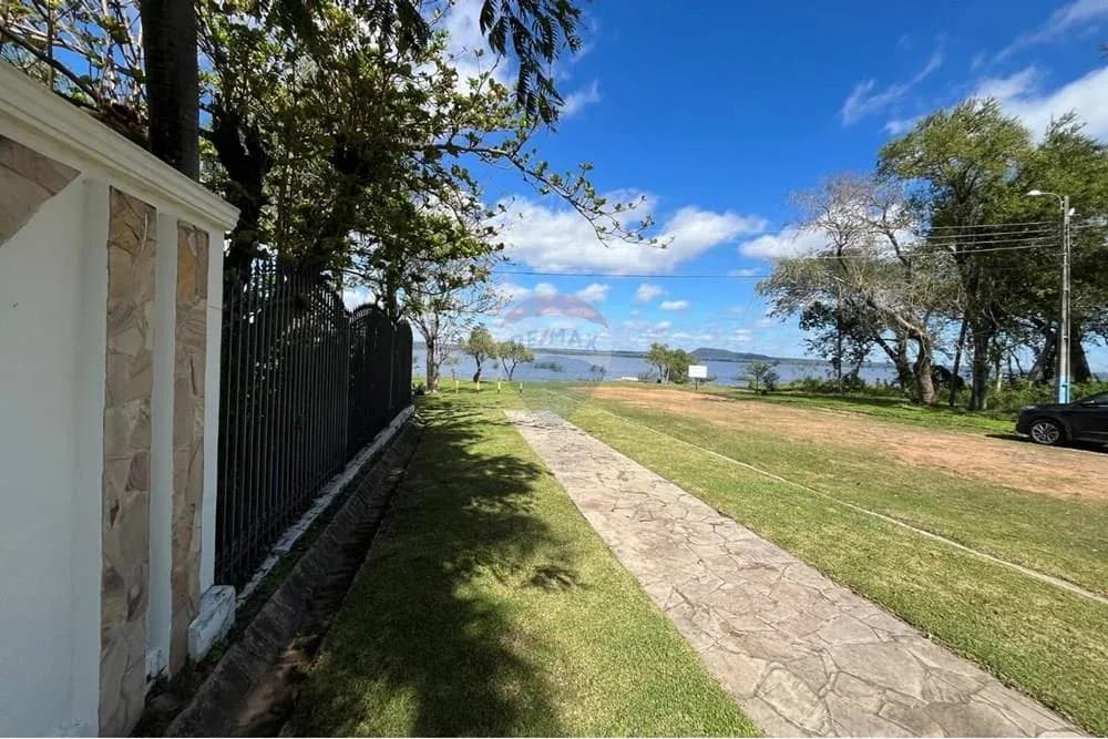 Casa de 6 dormitorios en Venta en Santo Domingo, Areguá - Image 8