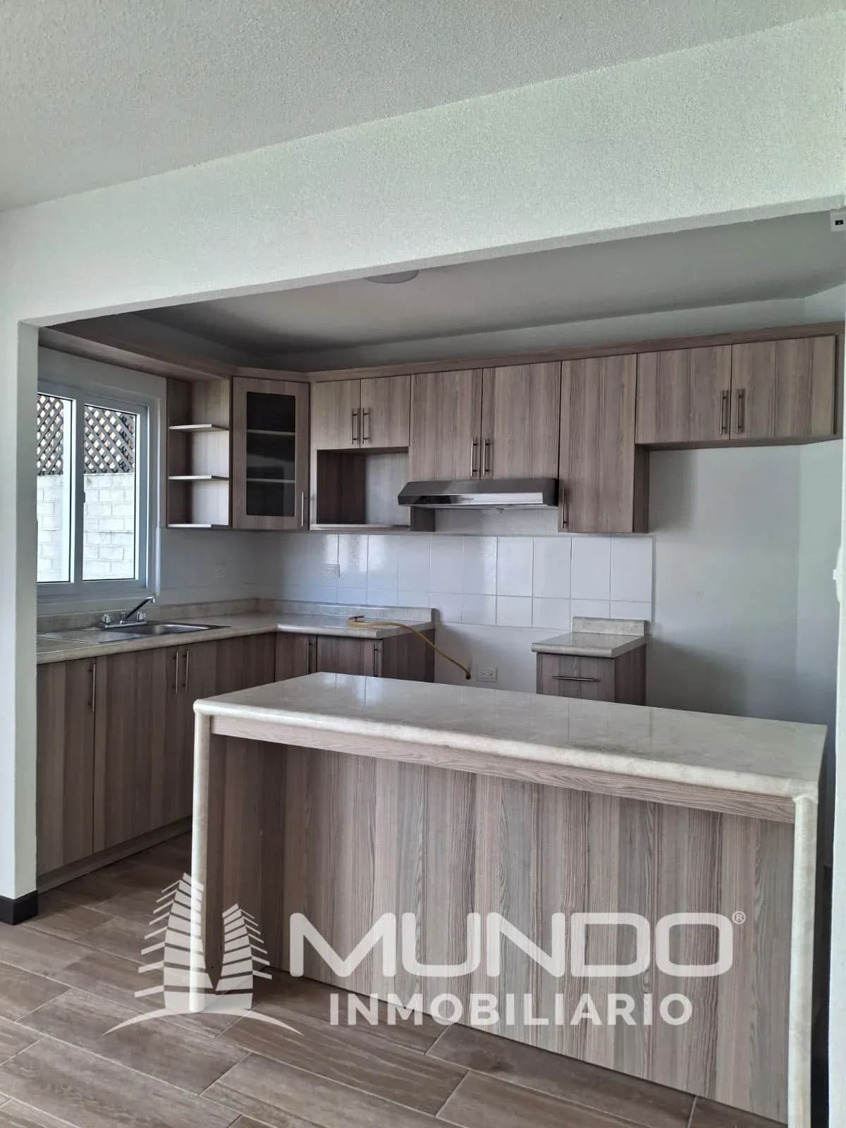 Departamento de 3 dormitorios, 98m², en Alquiler en Departamento de Guatemala - Image 3