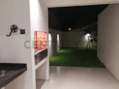 Casa de 3 quartos à venda em Campo Grande, Luque - Image 4