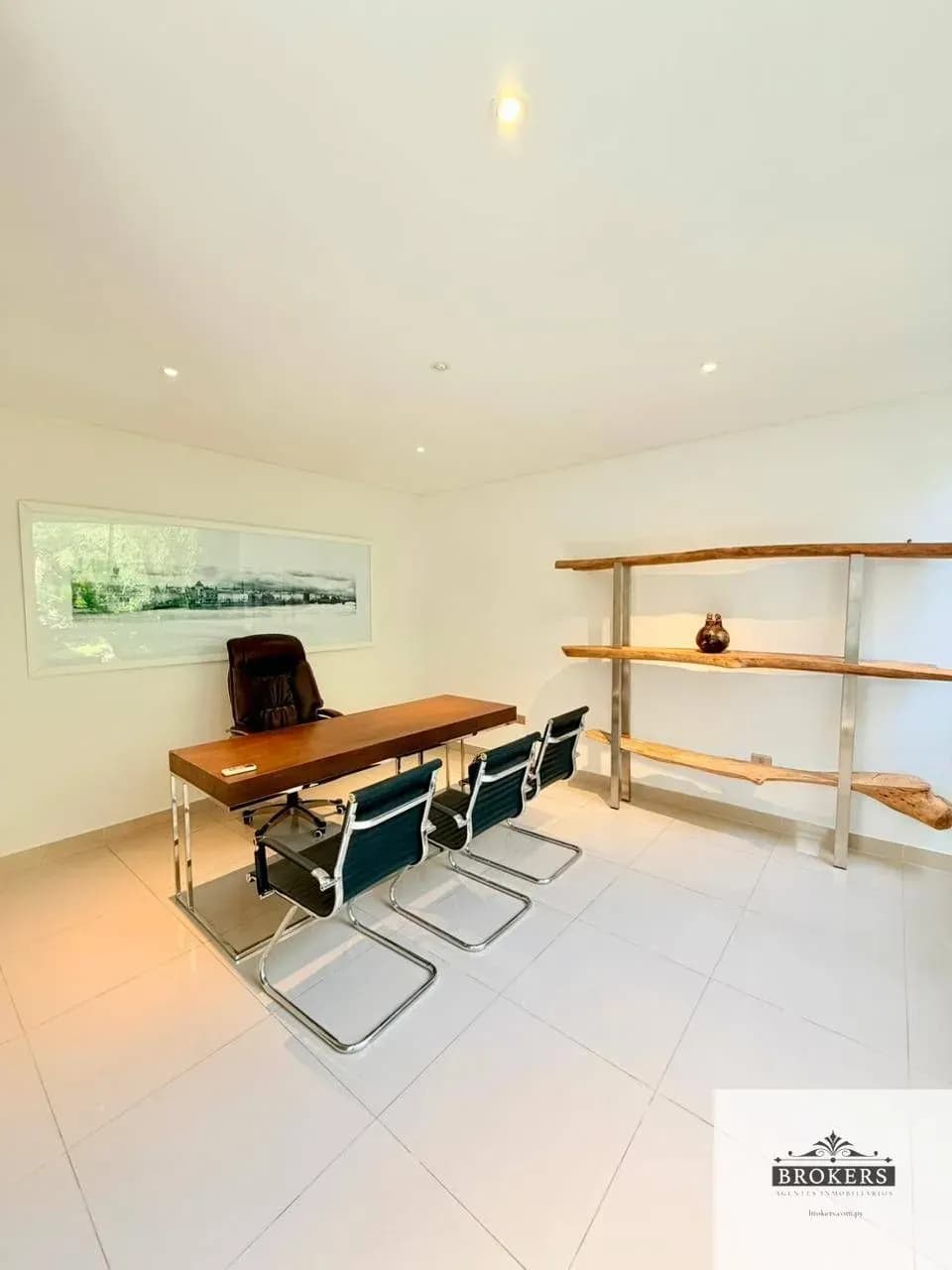 5-Bedroom House for Sale in Mbocayaty, Asunción - Image 6
