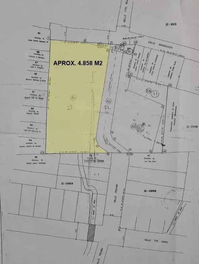 4,858m² Land for Sale in Lambaré - Image 1