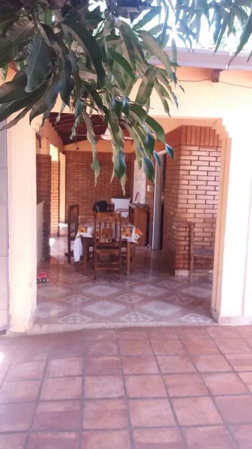 4-Bedroom House for Sale in Capiatá - Image 11