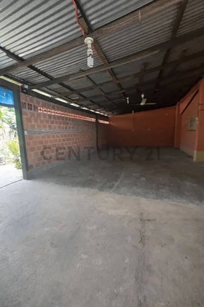 4-Bedroom House for Sale in San Luis, Mariano Roque Alonso - Image 13