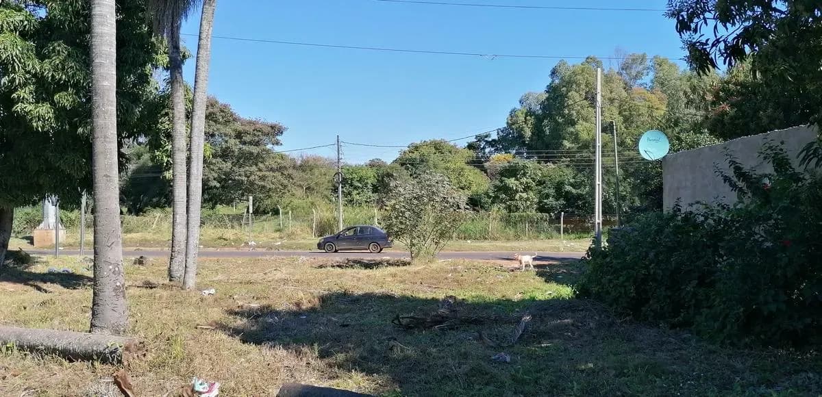 Terreno de 2.136m² à Venda em Laguna Grande, Fernando de la Mora - Image 4
