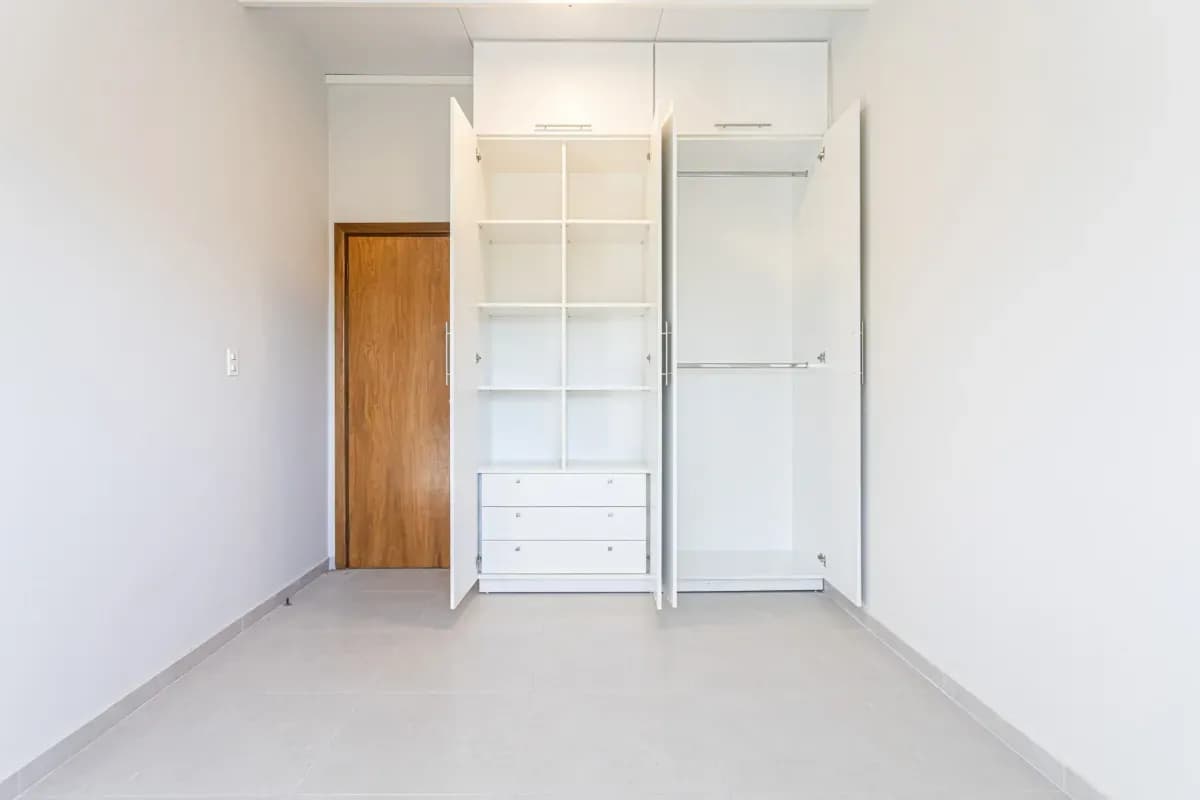 Casa de 3 dormitorios en Venta en Limpio - Image 12