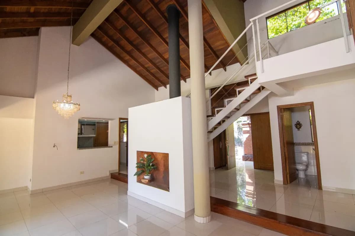 2-Bedroom House for Sale in Mcal. José Félix Estigarribia, Asunción - Image 6