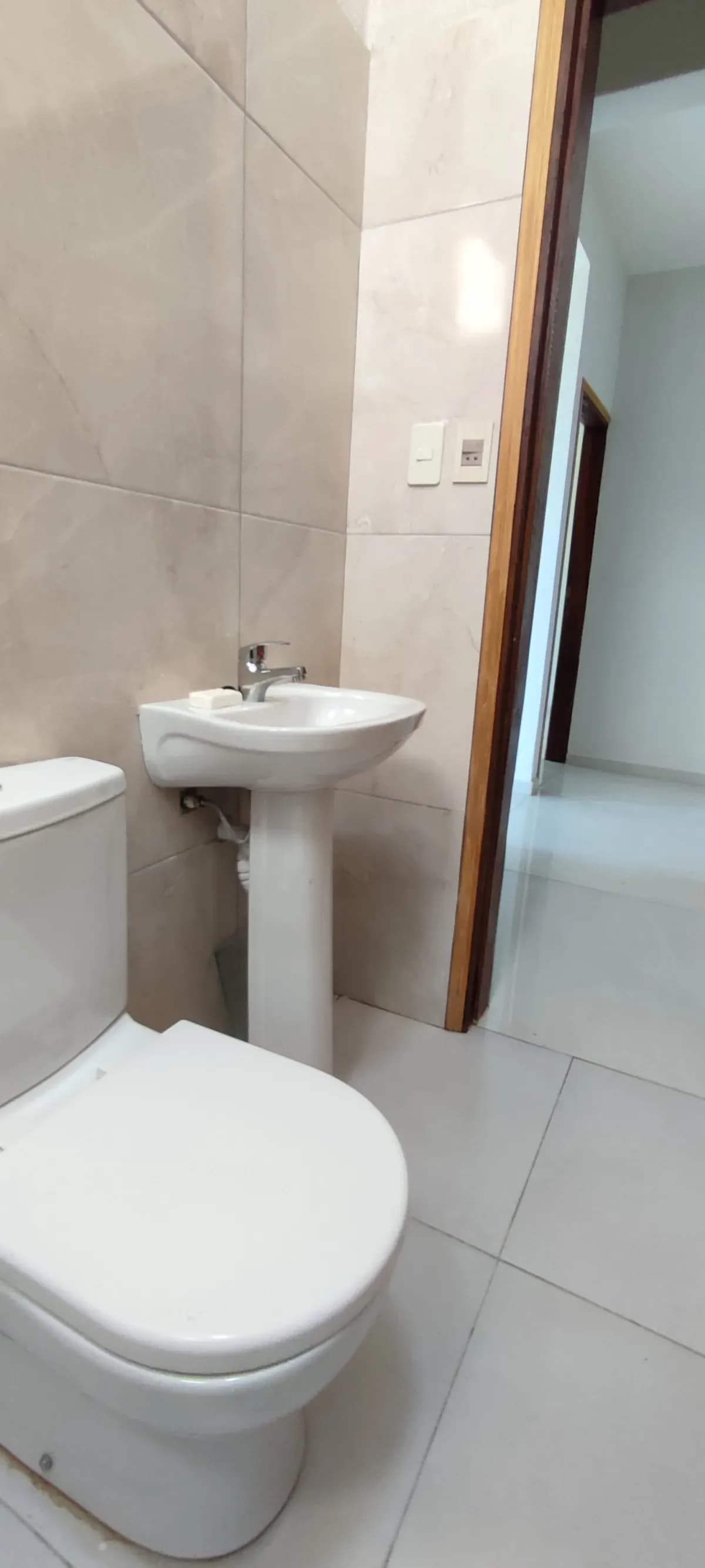 Casa de 3 dormitorios en Venta en Arecayá, Mariano Roque Alonso - Image 7