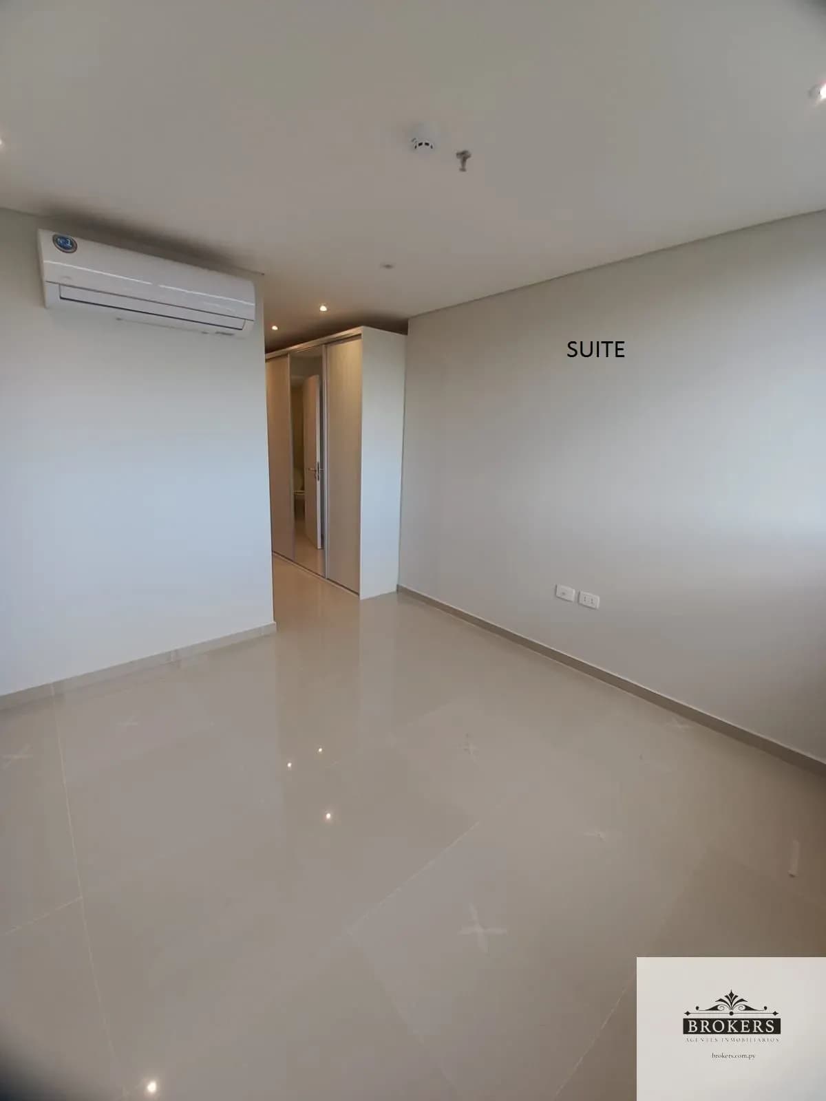 Departamento de 2 dormitorios en Alquiler en Mariscal Estigarribia, Asunción - Image 7