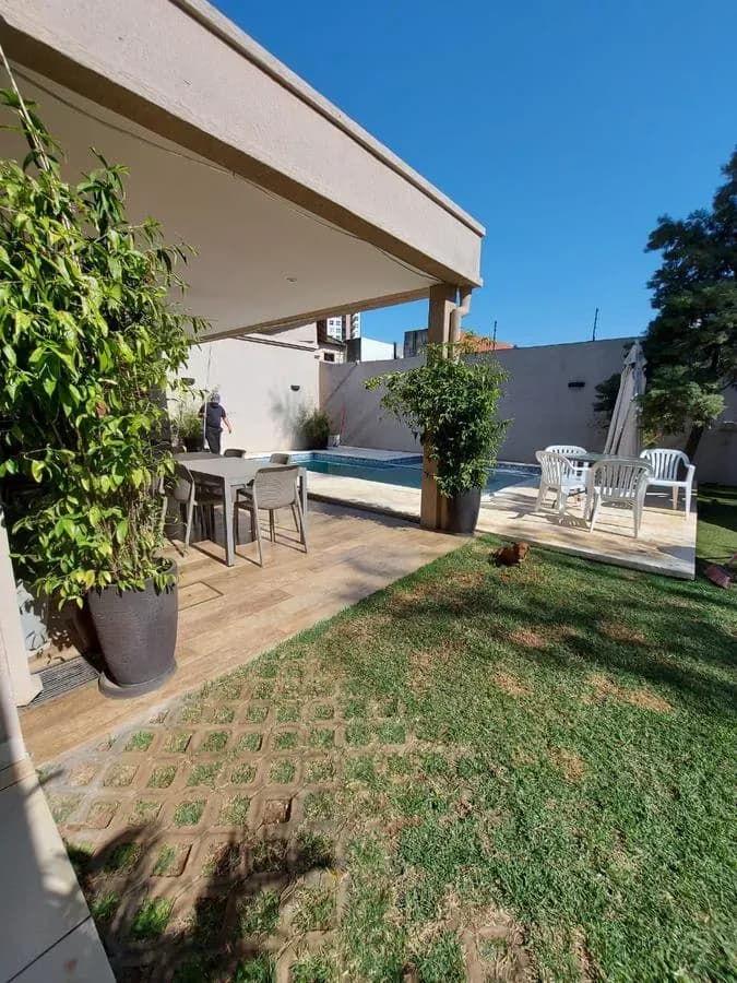 Casa de 3 dormitorios en Venta en San Jorge, Asunción - Image 19