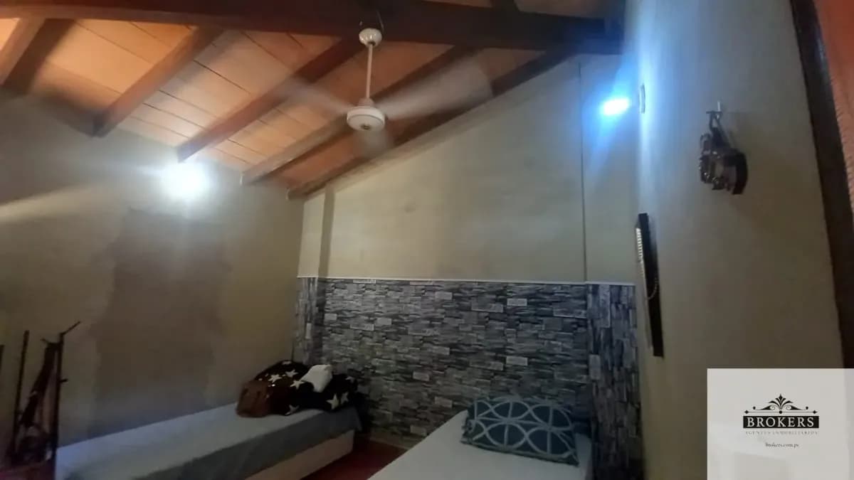 Casa de 3 dormitorios en Venta en Hipodrómo, Lambaré - Image 10