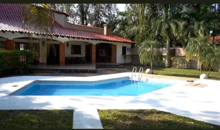 Casa de 4 dormitorios en Venta en San Bernardino - Image 3