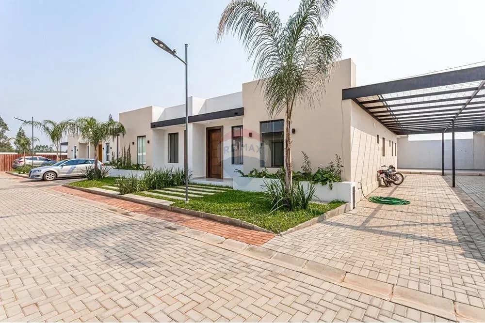 Casa de 3 dormitorios en Venta en Limpio - Image 7