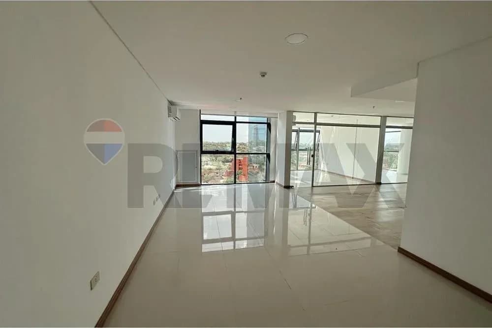 Espaço Comercial de 437m² para Alugar em Ycuá Satí, Asunción - Image 22