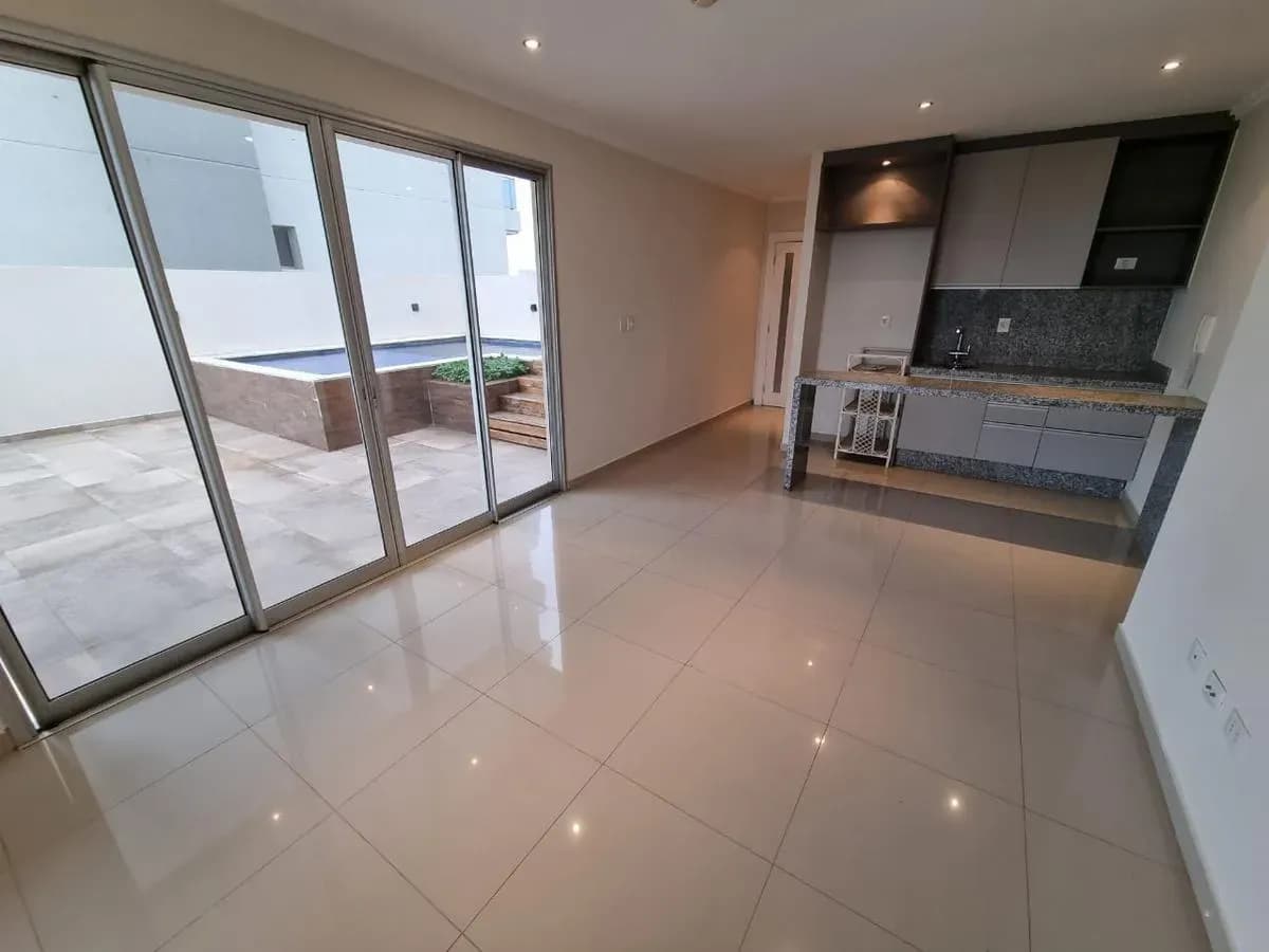 Departamento de 4 dormitorios en Alquiler en Las Lomas (Carmelitas), Asunción - Image 16