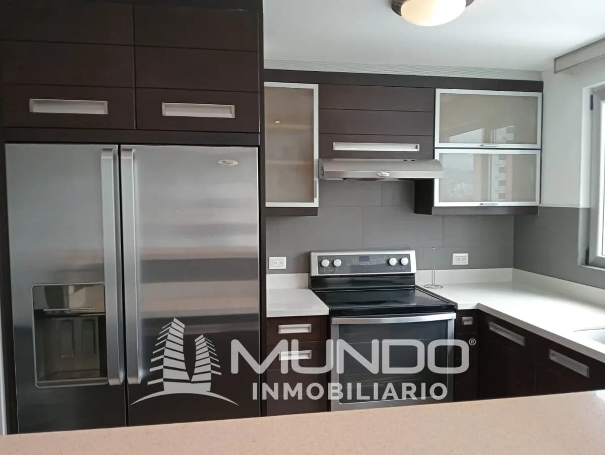Departamento de 3 dormitorios en Próximo a las Américas, 117m², en Alquiler en Ciudad de Guatemala - Image 4