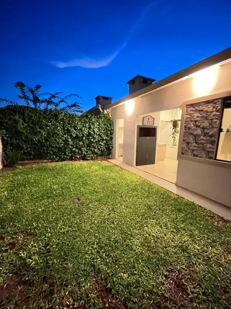 Casa de 2 dormitorios, 69m², en Venta en Capiatá - Image 3