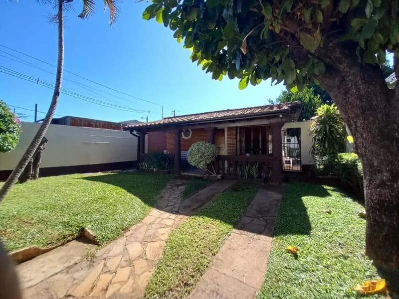 Casa de 3 dormitorios en Venta en Valle Apu´a II, Lambaré - Image 2